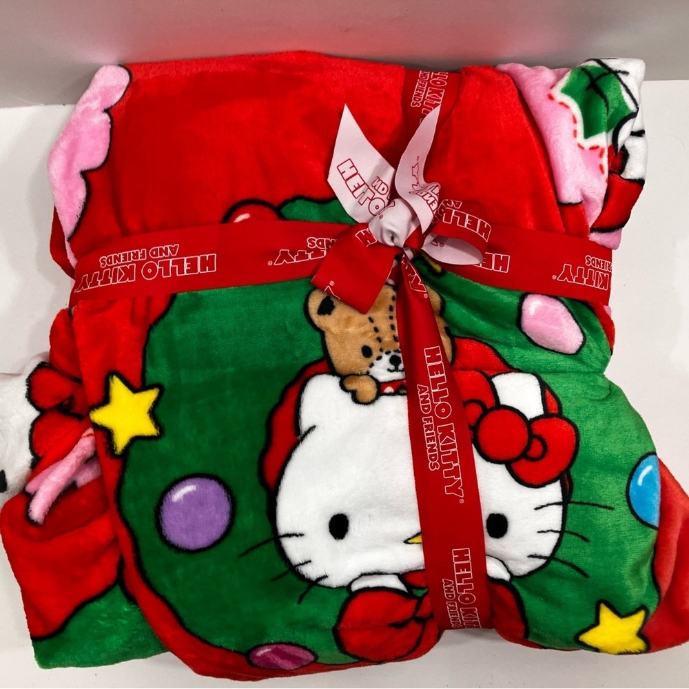 Hello Kitty Plush Blanket NEW